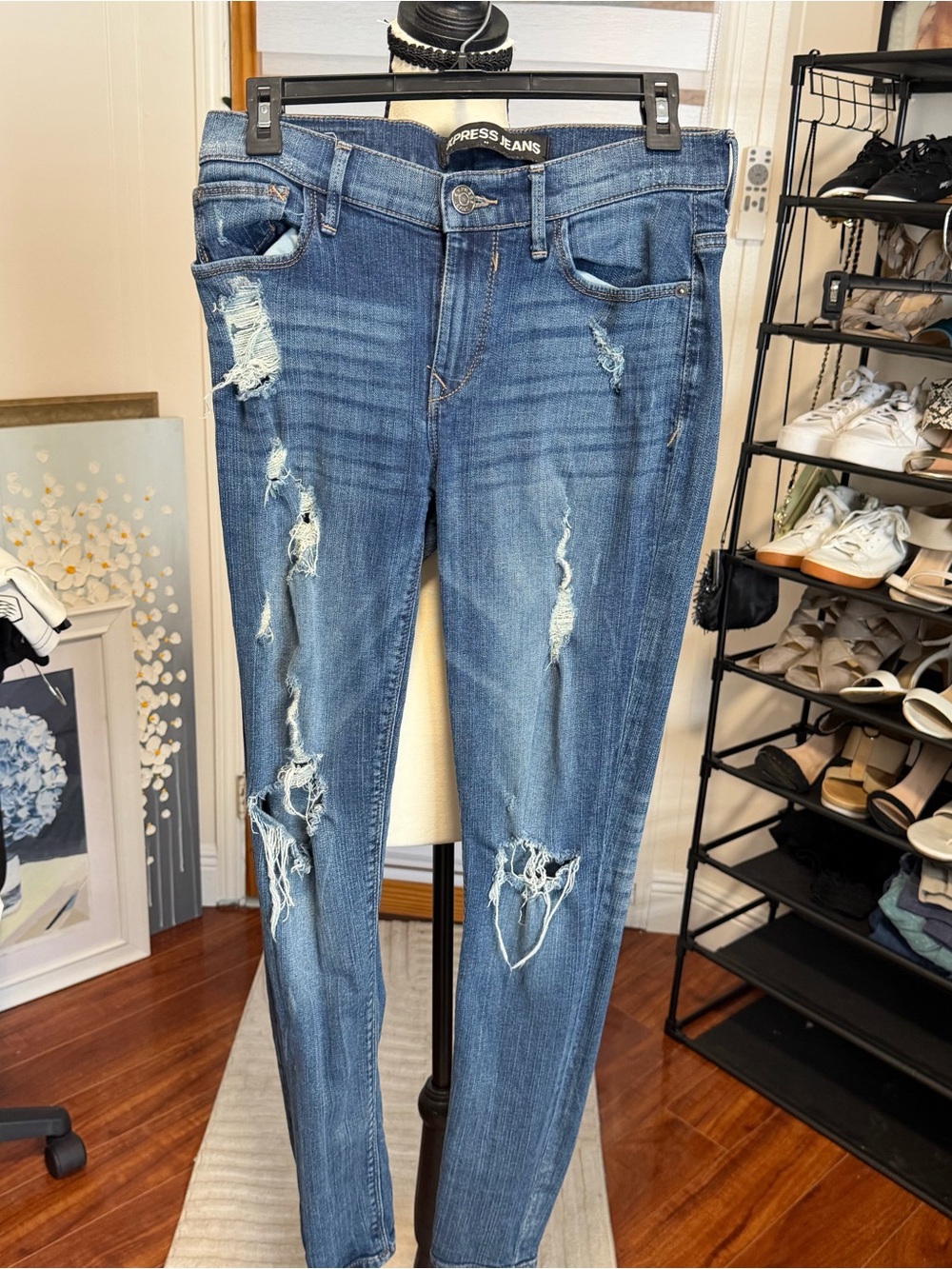 Express Women's Ripped Skinny Jeans - Medium Blue Wash